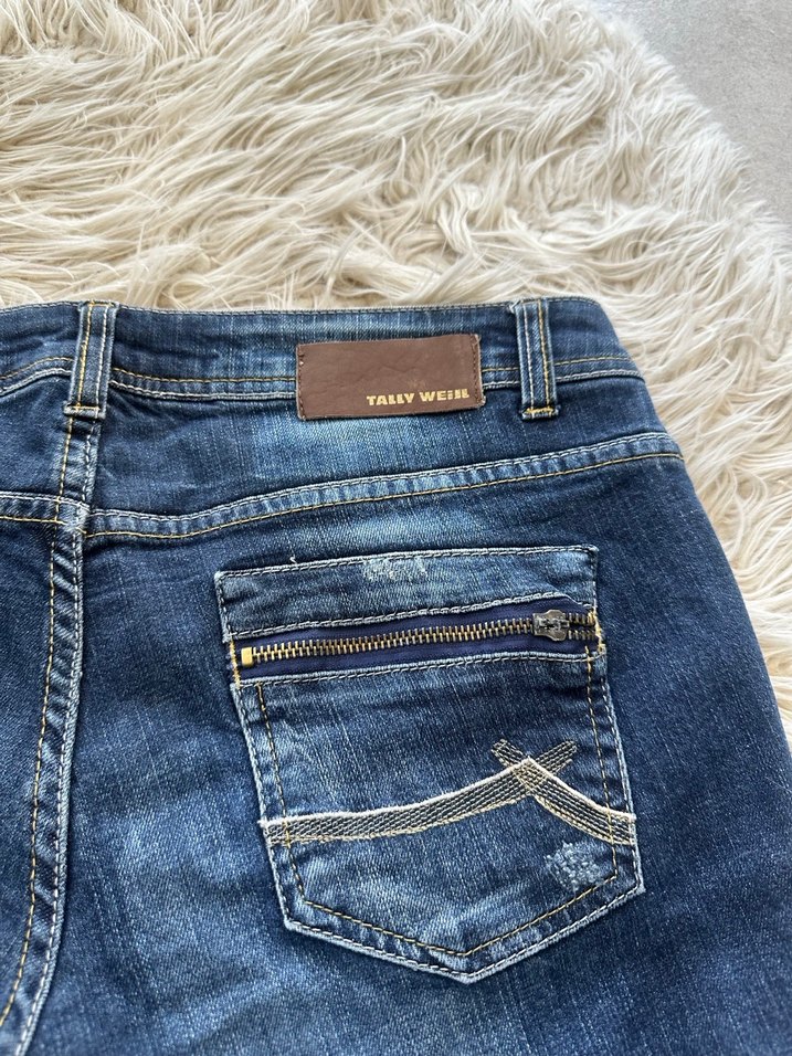 Düğmeli Mavi Kadın Denim Mini Şort - Görsel 3