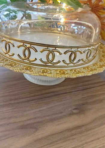 Altın Nakışlı Cam Kapaklı Servis Tabağı - Görsel 3