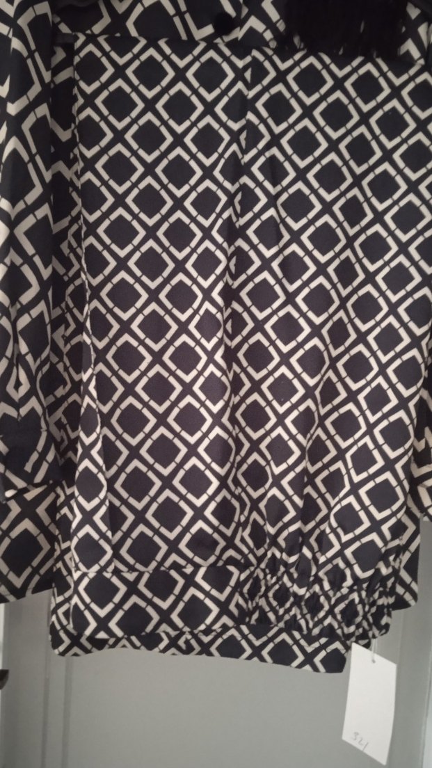 Desenli siyah iri Düğmeli pantolon takım - Görsel 5