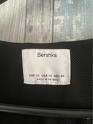 xs Beden Bershka ceket