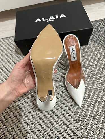 38 Beden Alaia