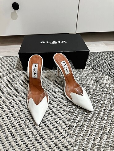 Alaia Alaia