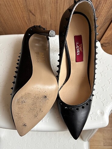 37 Beden Barbara Bui model stiletto