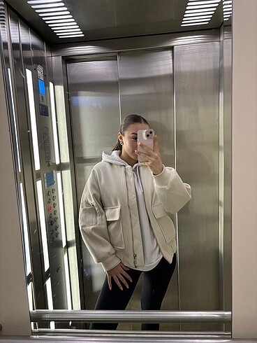 Bershka Bomber mont