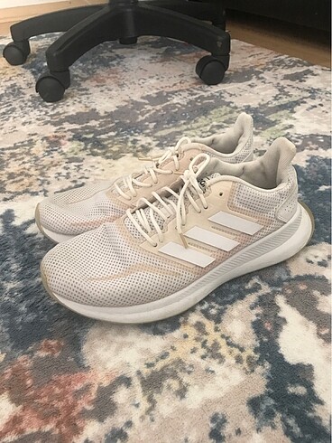 Adidas ayakkabı