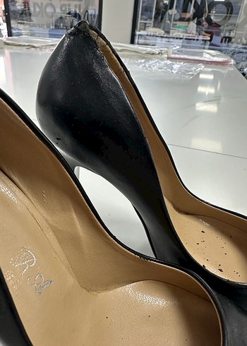 Siyah Deri Stiletto Topuklu Kadın Ayakkabı - Görsel 2