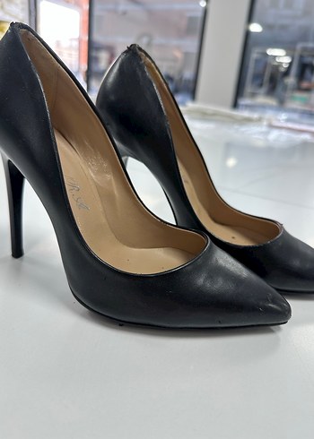Siyah Deri Stiletto Topuklu Kadın Ayakkabı - Görsel 3