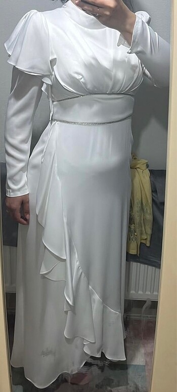 xl Beden beyaz Renk Saten tesettür elbise