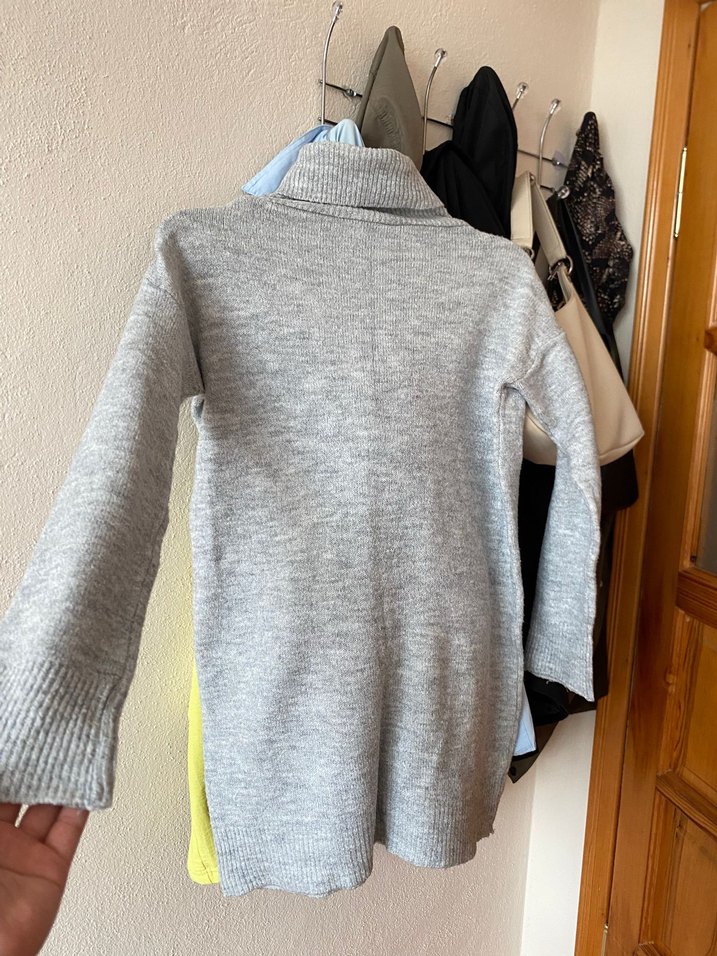 Gri Kadın Boğazlı Triko Kazak - Görsel 3