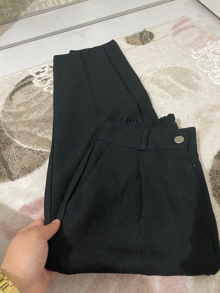 Kadın Siyah Regular Fit Kumaş Pantolon - Görsel 3