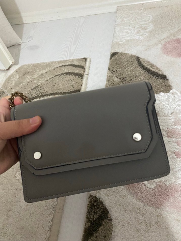 Gri Deri Zincir Detaylı Kadın Çanta - Görsel 2