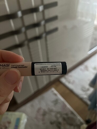 Farmasi Liquid concealer (Kapatıcı)
