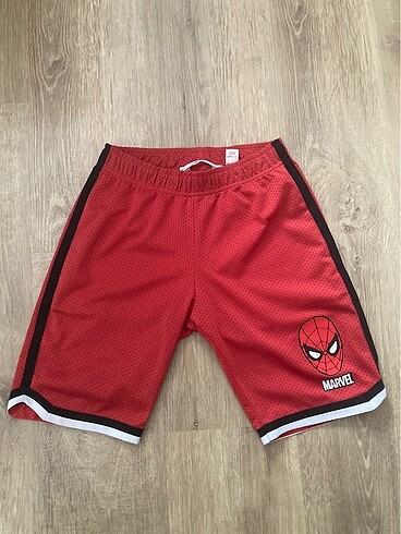 H&M H&M HENNES MARVEL SERİSİ ÖRÜMCEK ADAM ŞORT