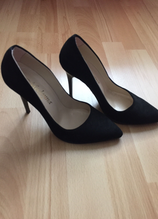 Stiletto ayakkabı