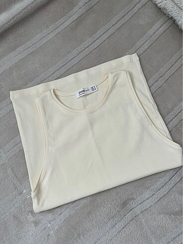 Krem rengi body