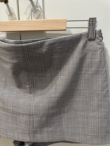 Bershka Şortlu mini et