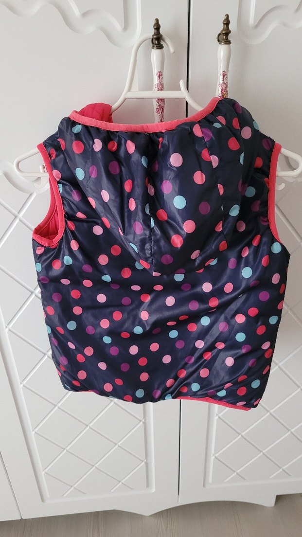 Kız Çocuk Renkli Kapüşonlu Fermuarlı Yelek - Görsel 2