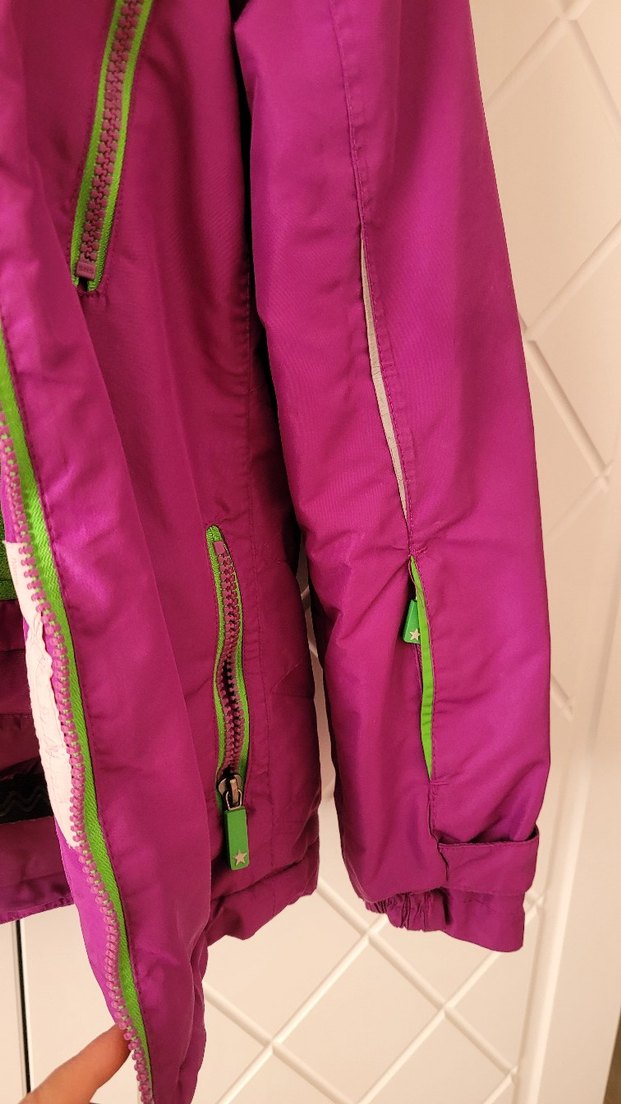 Mor Kapüşonlu Fermuarlı Kız Montu - Görsel 4