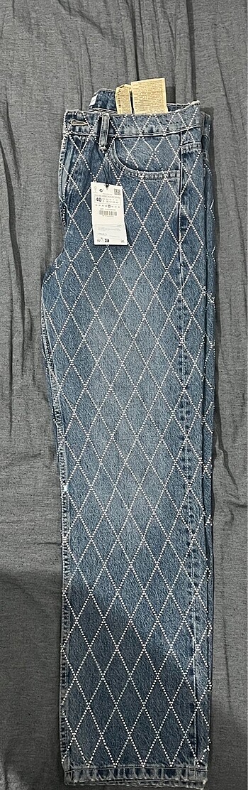 Zara Etiketli Parlak Taşlı Pantolon