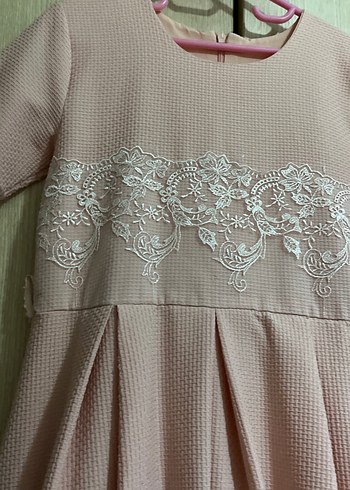 5 Yaş Beden Dantel Detaylı Pembe Kız Çocuk Elbisesi