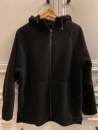 polar sweatshirt