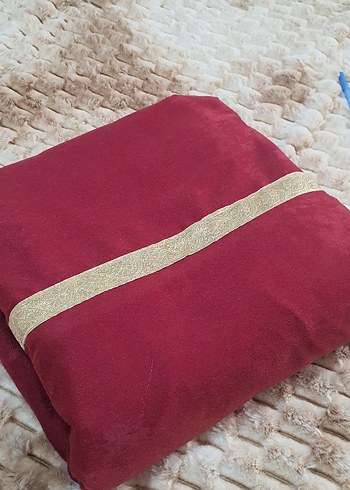 bordo Nakışlı Parlak Yatak Örtüsü - Görsel 5