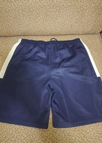 LC Waikiki Lacivert Spor Sort Rahat Ve Sik Tasarim