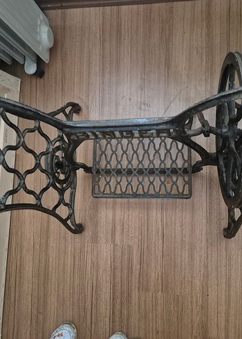 Beden Parlak Siyah Singer Dikiş Makinesi Ayağı
