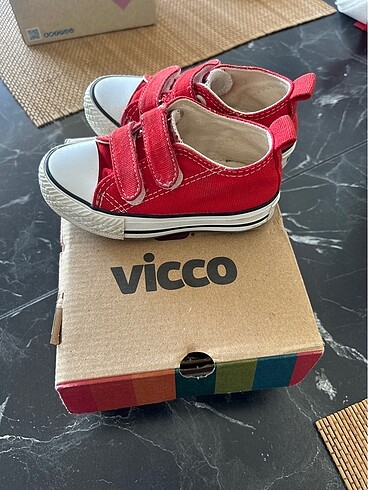 Vicco Vicco Converse