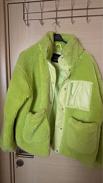 Yeşil Peluş Ceket (40 Beden)