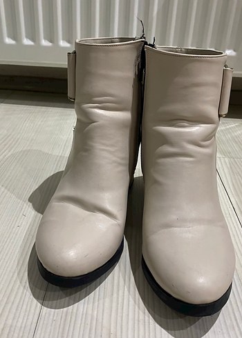 Kadın Topuklu Bot - Görsel 2