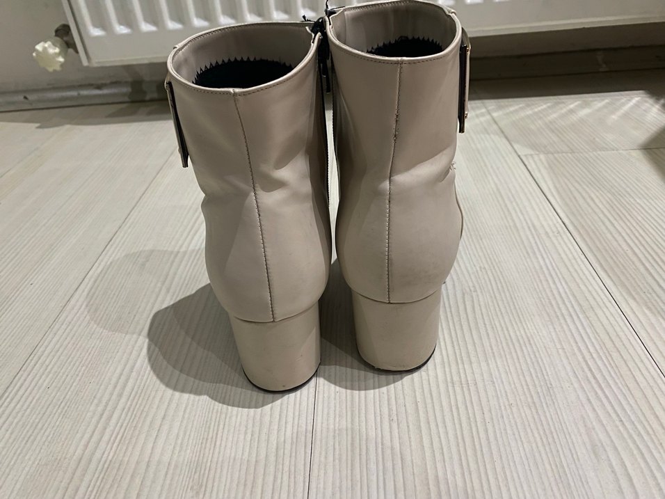 Kadın Topuklu Bot - Görsel 4