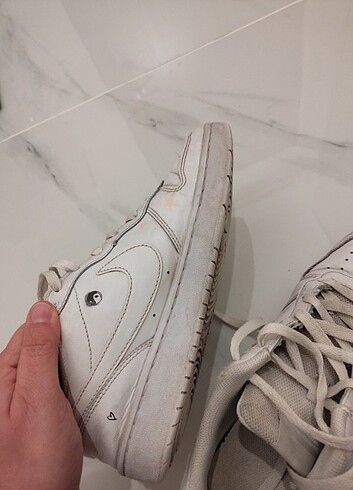 Beyaz Nike orjinal spor ayakkabı  - Görsel 6