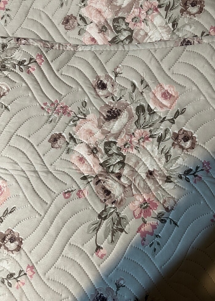 Madame coco yatak örtüsü - Görsel 2