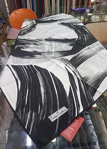 Pierre Cardin Pierre Cardin İpek Eşarp