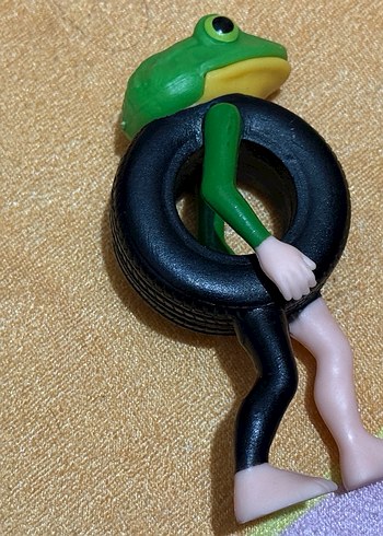 Renkli Kurbağa Temalı Aksiyon Figürü