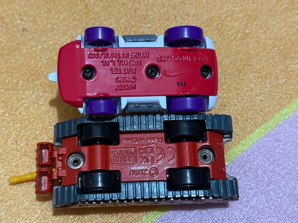 Renkli Oyuncak Araba ve Tank Seti - Görsel 2