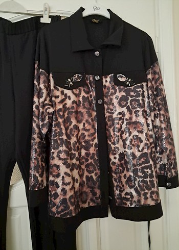 Leopar Desenli Kemerli Kadın Takım - Görsel 3