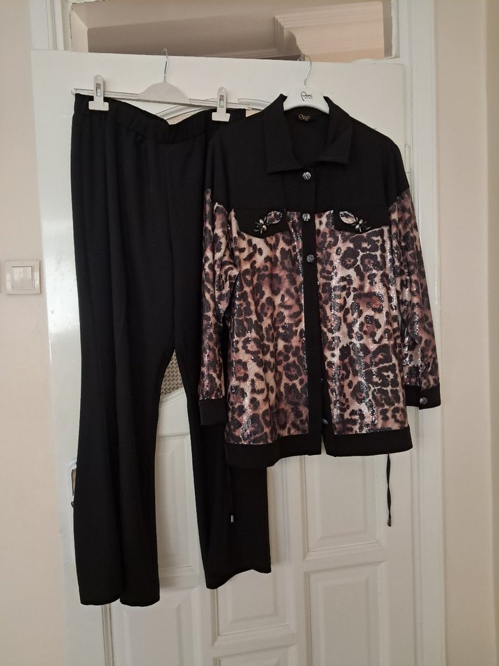 Leopar Desenli Kemerli Kadın Takım - Görsel 2