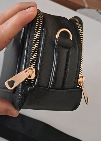 Siyah Deri Tokalı Kadın Çapraz Çanta - Görsel 5