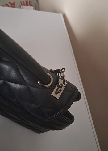 Siyah Zincir Detaylı Deri Kadın Çanta - Görsel 7