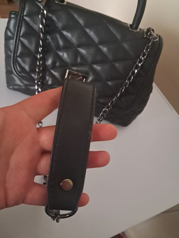 Siyah Zincir Detaylı Deri Kadın Çanta - Görsel 3