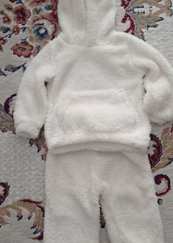 Beyaz Kapüşonlu Kürklü Bebek alt üst takım - Görsel 2
