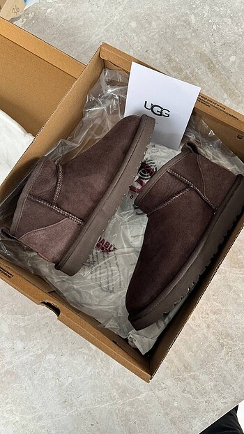 Ugg mini Classic