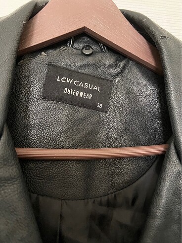 LC Waikiki Siyah Mont