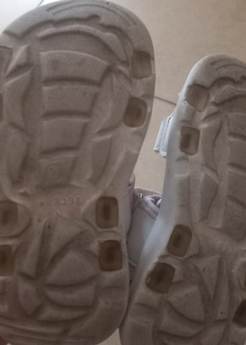 Kız Çocuk Beyaz Pembe Cırtlı Sandalet - Görsel 3