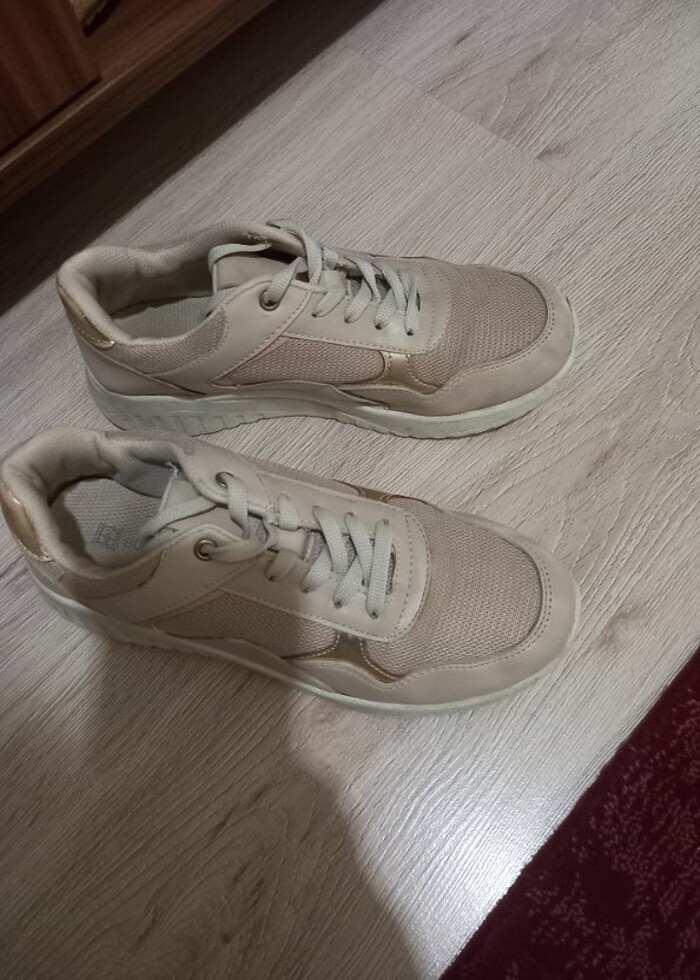 Spor ayakkabi - Görsel 4