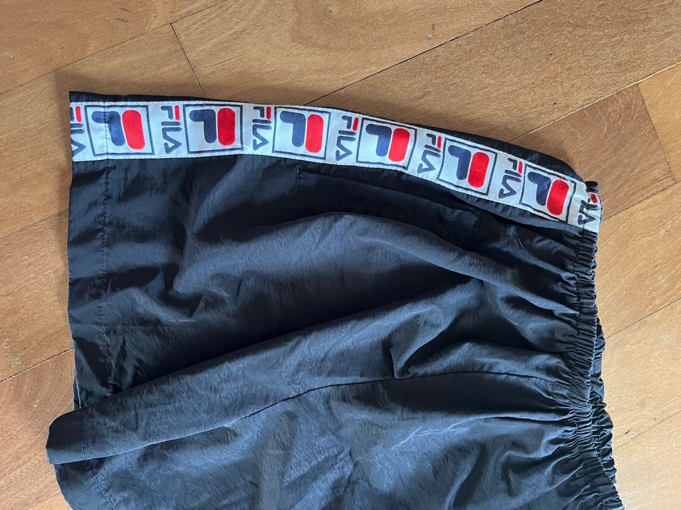 Siyah Fila Erkek Yüzme Şortu - Görsel 2