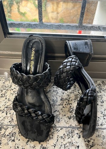 Siyah Örgü Detaylı Topuklu Kadın Terlik - Görsel 4