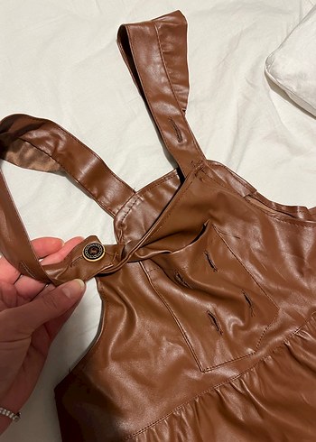 Kahverengi Deri Fırfırlı Askılı Tulum - Görsel 4